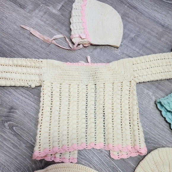 VINTAGE 5 Piece Crochet Sweaters and Bonnet Hat Bundle Lot - Picture 14 of 16